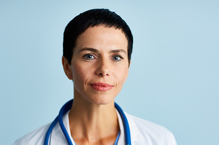 Wir bereiten wissenschaftliche Fakten leicht verständlich für Sie auf Durch den S-Pap werden Krebsvorstufen deutlich zuverlässiger und früher erkannt als bisher, und können somit schonend behandelt werden.